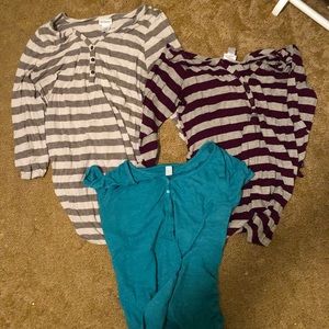Xl maternity shirts.